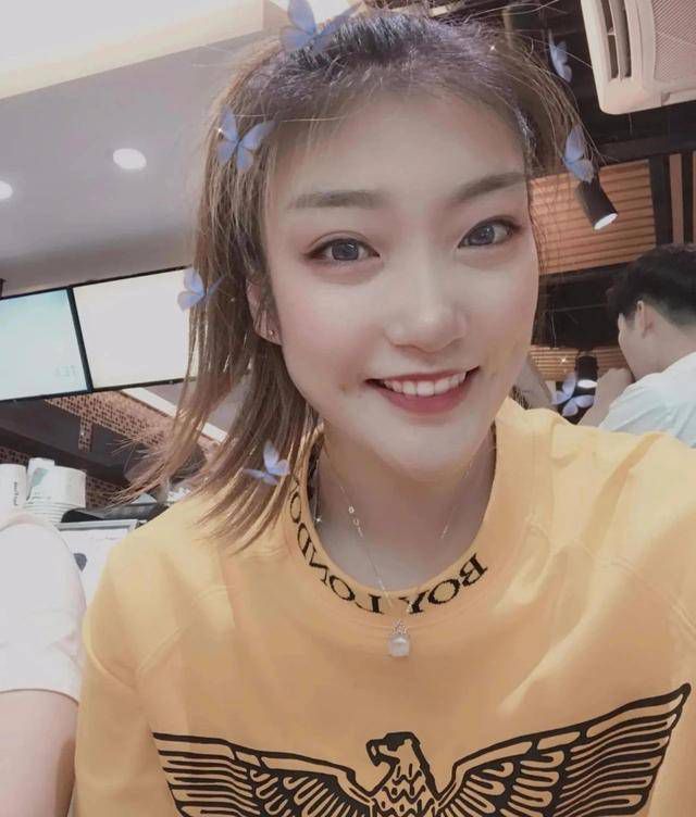 下半场，斯特林助攻帕尔默打破僵局，杰克逊破门扩大比分优势，布罗亚门前一米打偏！